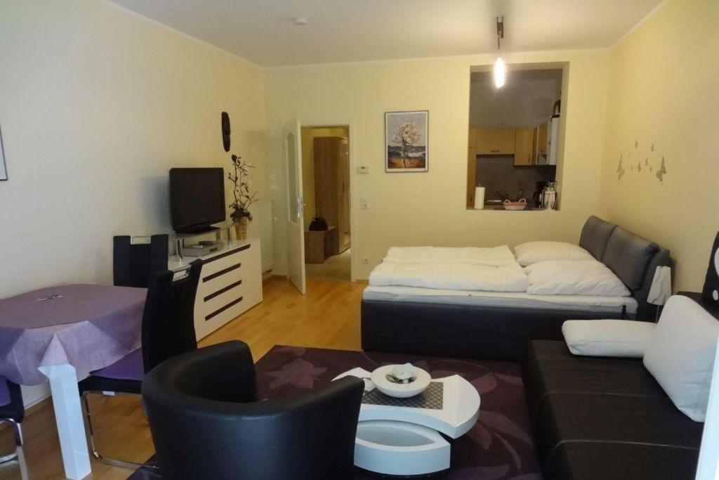 Haus Undine App 07 Apartment Rostock Bagian luar foto